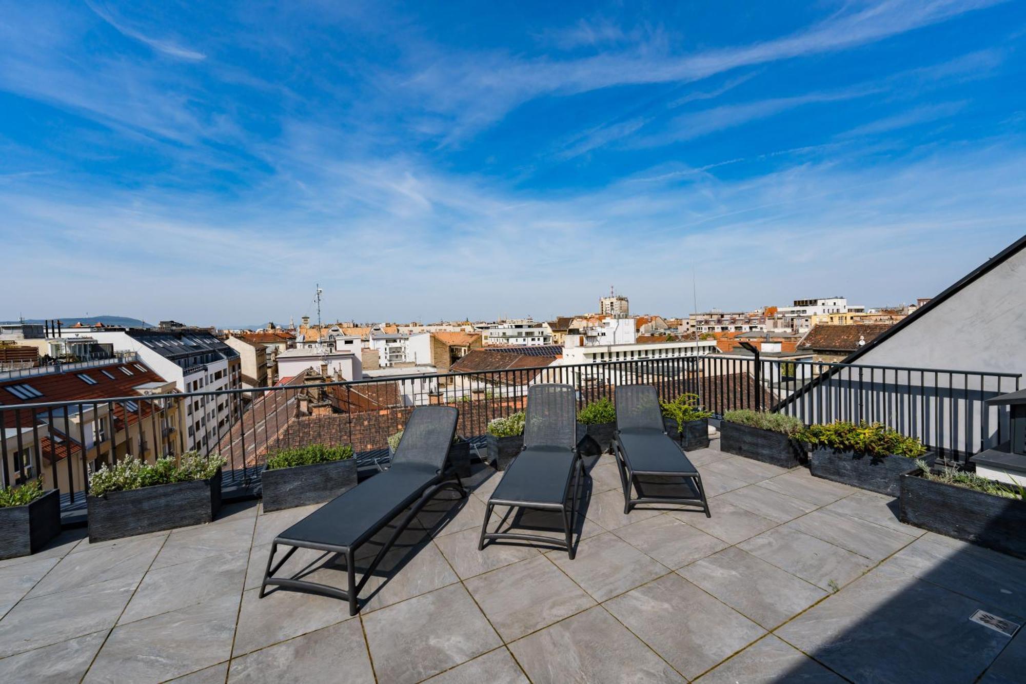 New Blue Danube Apartment With Balcony And Parking Budapest Exterior photo